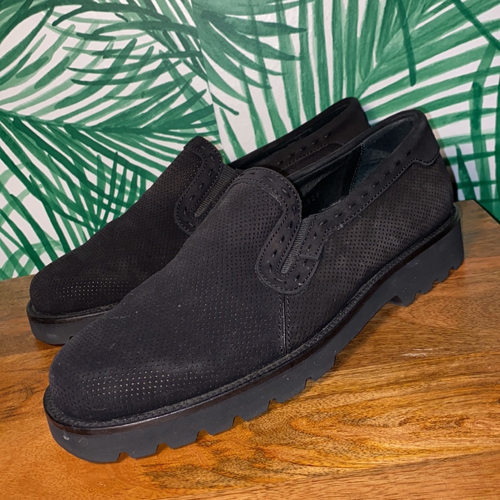 Tommy Bahama Black Suede Sand Bar Loafers Men’s 9 - Picture 3 of 9